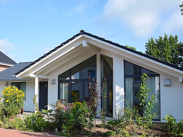 KfW-Effizienzhaus 40 EE Natalie 2 des Herstellers Dammann-Haus — förderfähiges Einfamilienhaus mit 135 m²